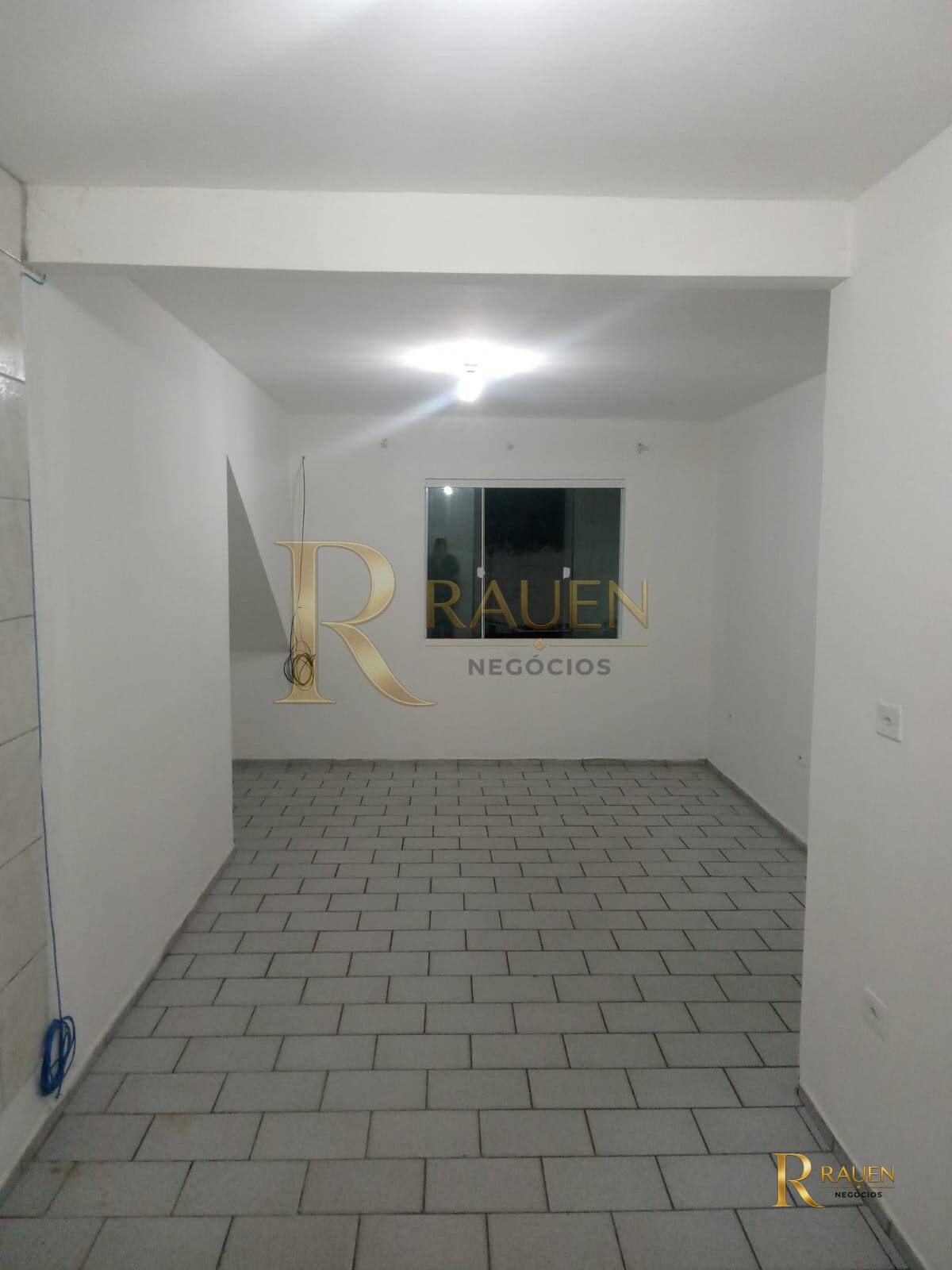 Apartamento dois quartos /Centro 200 mtrs do Mar