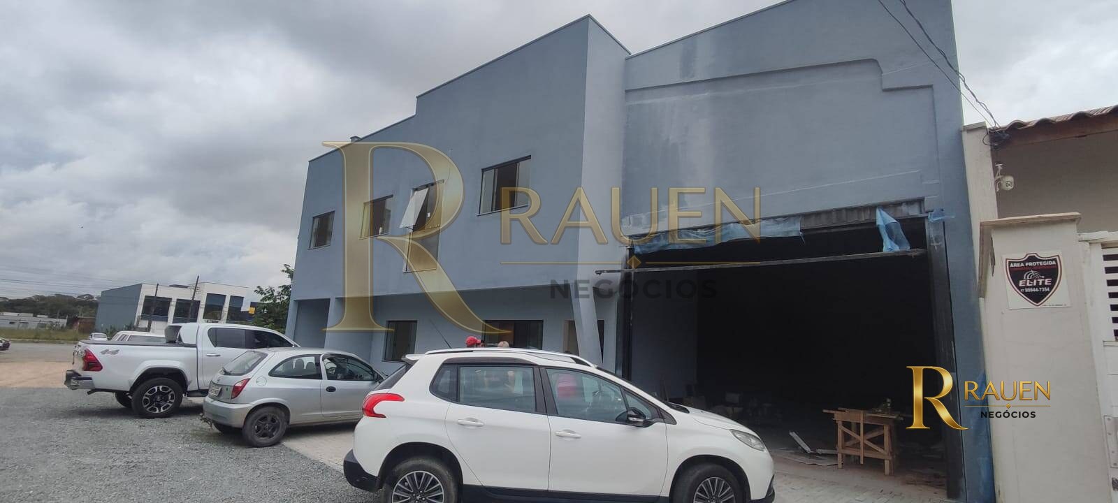 Galpão+sala comercial+apartamento