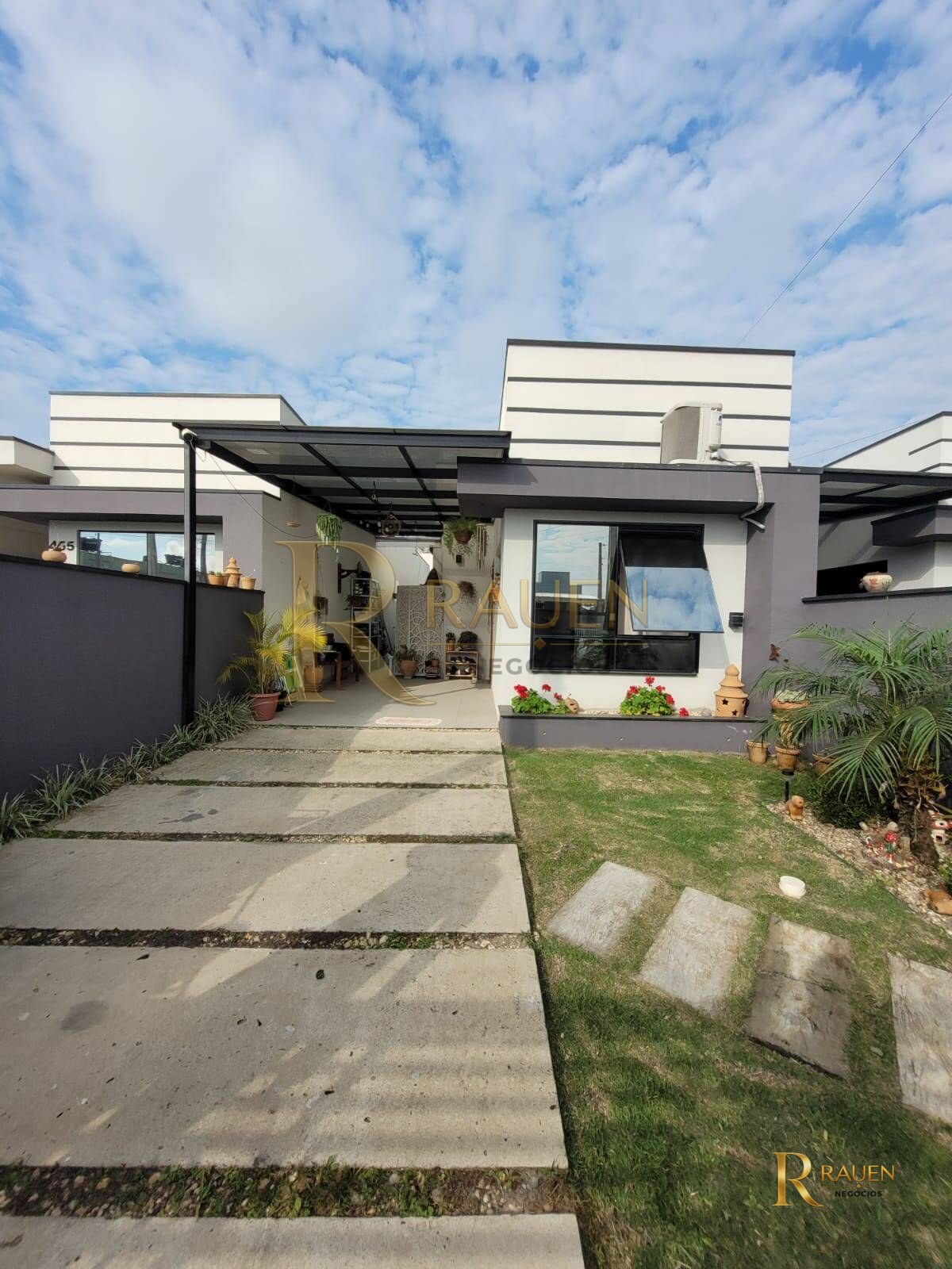 Linda casa Vila Nova - Barra Velha - SC com 03 dormitórios